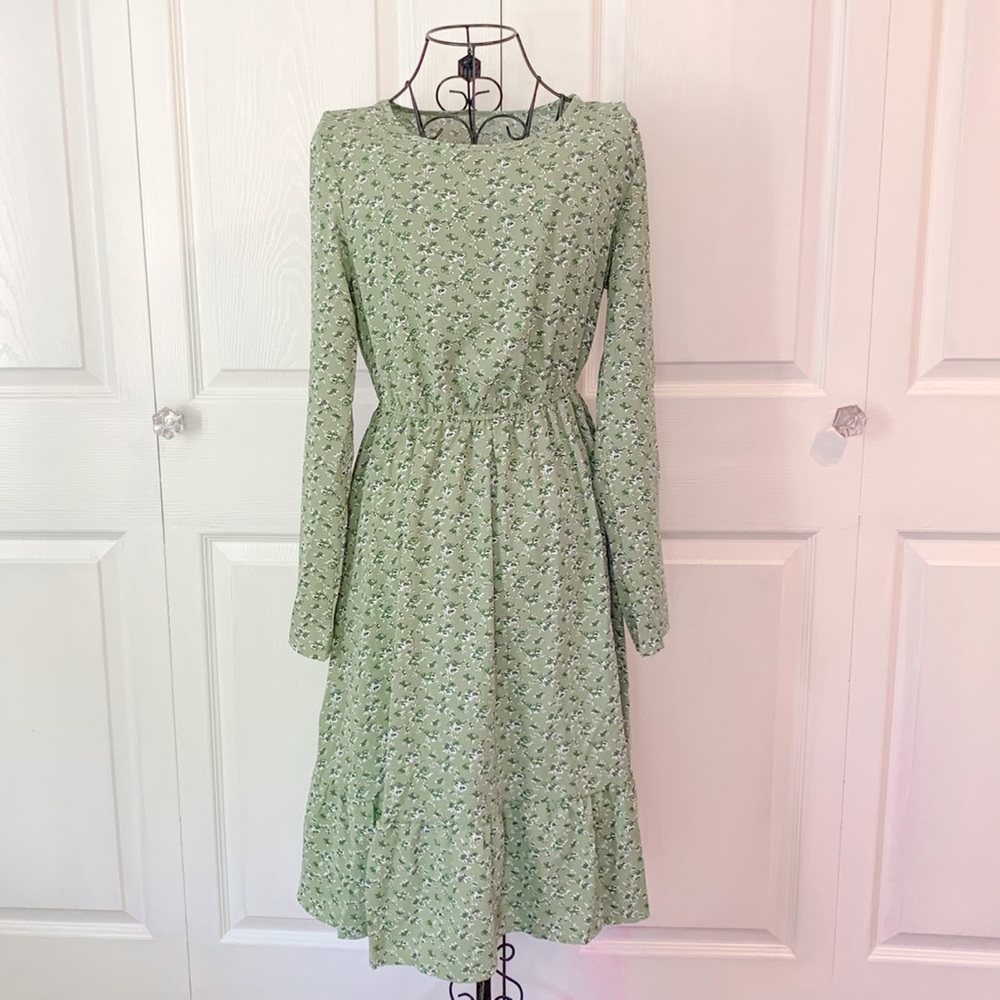 Floral Green Long Sleeve Midi Dress